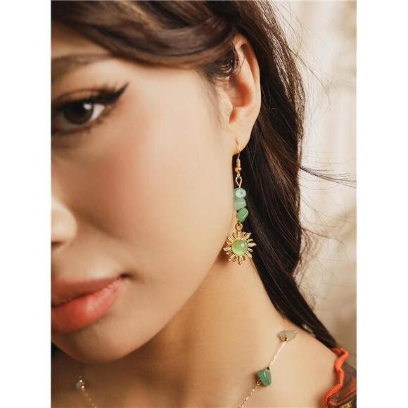 Boho Green Sunburst Earrings – Natural Stone Statement Earrings - Picture 2 of 5